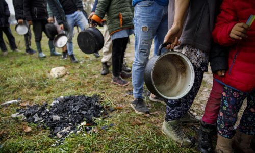 Policija ulovila bandu krijumčara migranata kroz Hrvatsku: Smještali su ih u Rijeci, a prevozili u Sloveniju