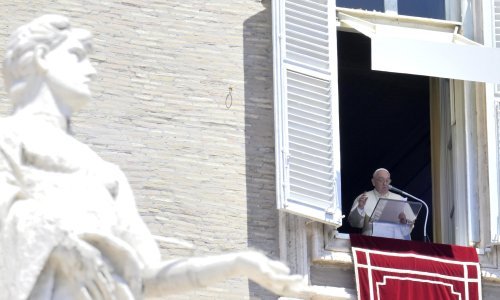 Papa Franjo: Ekstremni vremenski uvjeti su Zemljin 'krik agonije'