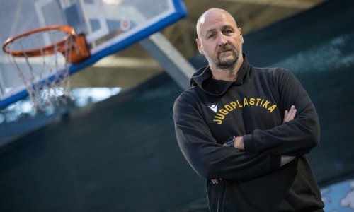 Dino Rađa objavio prvu fotografiju s kćerkicom Petra Graše i Hane Huljić