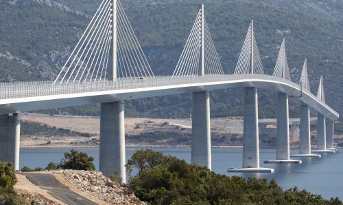 [FOTO/VIDEO] Sve je spremno za povijesno svečano otvorenje Pelješkog mosta, poznati detalji proslave