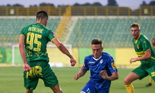 [VIDEO/FOTO] Varaždin šokirao Istru u Puli, za 13 minuta napravio preokret i uzeo tri velika boda. Odluka je pala iz penala. Pogledajte sve golove i VAR 'vaganje'