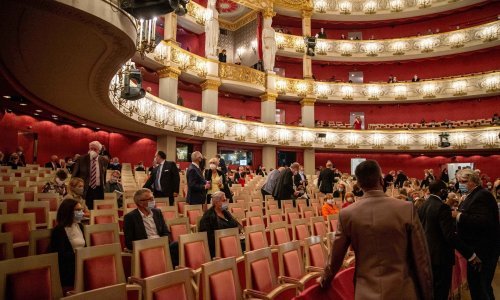 Austrijski dirigent Stefan Soltesz kolabirao usred koncerta pa ubrzo preminuo