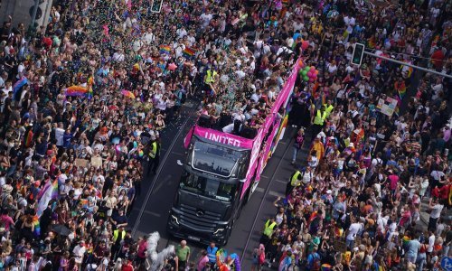 [FOTO] Vratio se Pride u Berlinu: Pogledajte kako je prošla legendarna parada na ulicama glavnog njemačkog grada