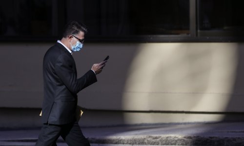 Austrijanci ukidaju karantenu; zaraženi će moći svuda s maskom