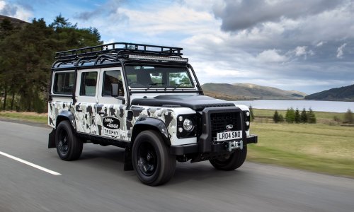[FOTO/VIDEO] Poslastica za sve ljubitelje pravog off-roada: Land Rover Classic Defender Works V8 Trophy II u samo 25 primjeraka
