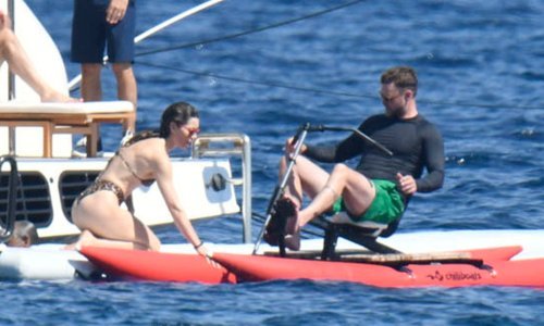 Justin Timberlake i njegova seksi supruga ljetuju u susjedstvu; njezine fotke u bikiniju obišle svijet