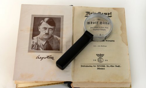 Kritički komentirano izdanje 'Mein Kampfa' sada je dostupno na internetu
