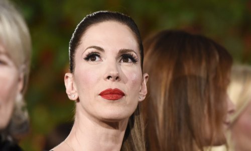 Gola leđa i preplanula put: Bojana Gregorić Vejzović nastavlja oduševljavati svojim ljetnim izdanjima