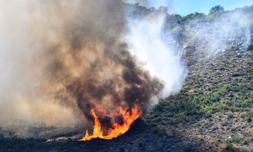 Osumnjičen 24-godišnjak za namjerno izazivanje triju požara u Dubrovniku