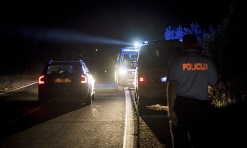 Usred noći mrtav pijan vozio Crikvenicom bez upaljenih svjetala na automobilu, kažnjen je s 11.500 kuna