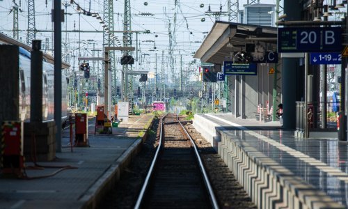 Njemačka željeznica zaposlenicima plaća bonus za štednju energije, nagradit će ih s dodatnih 100 eura