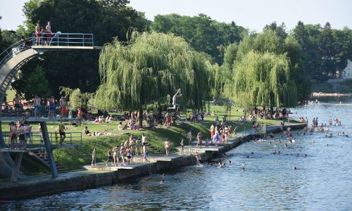 Zbog tajnog snimanja kupača na popularnom karlovačkom kupalištu policija privela jednog muškarca