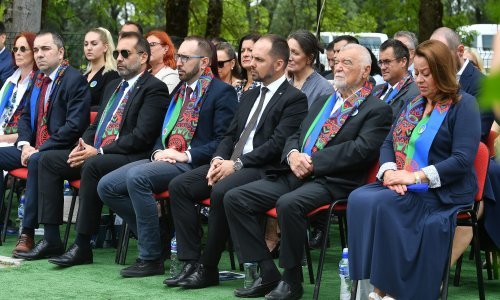 [VIDEO/FOTO] Međunarodni dan sjećanja na romske žrtve genocida. Mesić: Nadam se da će se Milanović ispričati Romima