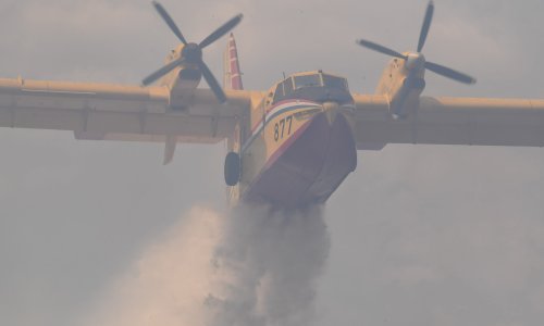 [VIDEO/FOTO] Dva požara kod Šibenika spojila se u jedan, zapovjednik vatrogasaca: 'Opet kreće bura, građani zatvorite prozore'