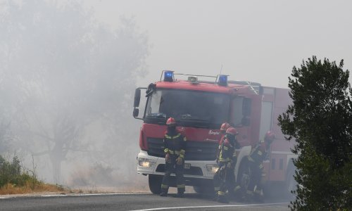 Lokaliziran požar na Braču