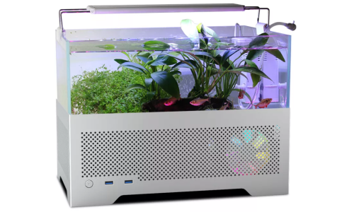 Zvuči kao loša ideja? U prodaju stiže kućište za gejmerski PC koje na sebi ima - akvarij za ribe