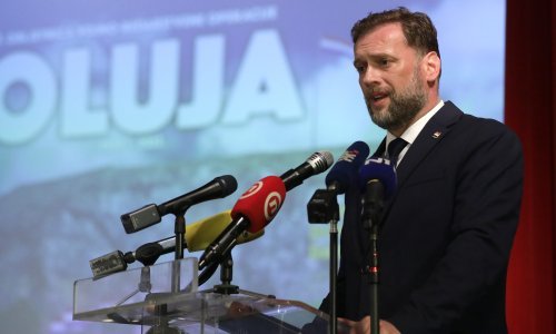 Banožić zahvalio vojnicima na sudjelovanju u proslavi u Kninu