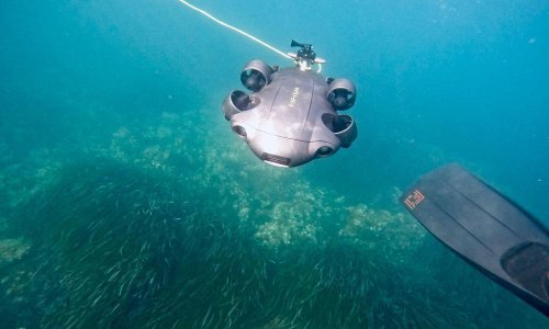 Već je dostupan za kupnju: Podvodni dron za prave profesionalce