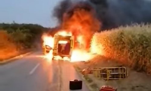[VIDEO] Do požara vozila hitne pomoći u Vukovaru došlo je zbog kvara na električnim instalacijama