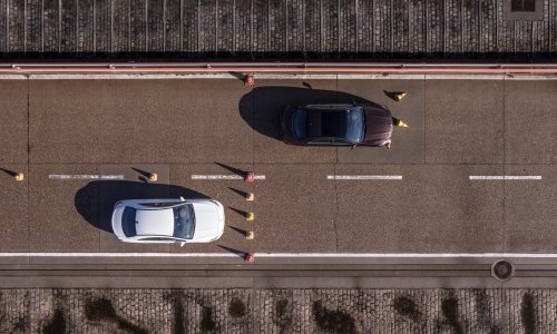 [FOTO] Trend trgovanja krivotvorenim proizvodima Mercedesa i dalje raste, kompanija ima rješenje