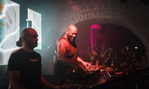 Ljeto i zabava u punom jeku: Klub koji Dubrovnik stavlja na svjetsku listu noćnog života