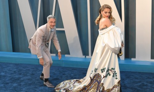 Vjenčanje daleko od očiju javnosti: Rita Ora udala se za 15 godina starijeg redatelja