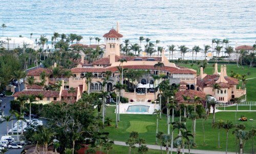 [FOTO] Trumpov dom na Floridi našao se na udaru FBI-ja, evo što znamo o velebnom zdanju Mar-a-lago, kojeg nazivaju i 'zimska' Bijela kuća