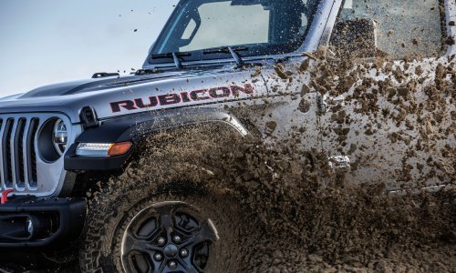 [FOTO/VIDEO] Jeep predstavio sjajno rješenje za ozbiljnu off-road vožnju: Metlice brisača vjetrobrana s po 12 rupa