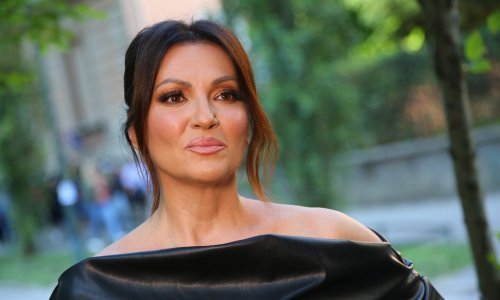 Nikad nije izgledala bolje: Nina Badrić istaknula vitku figuru u haljinici iz Zare