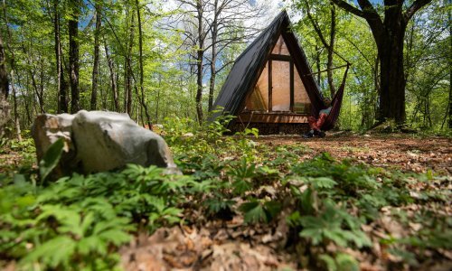 U Lici sedam naselja zbog suše ostalo bez pitke vode pa se ona doprema cisternama: 'Tako bi moglo biti do jeseni'