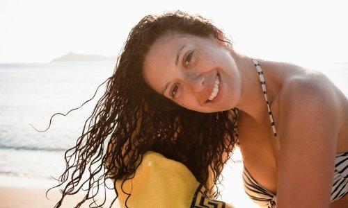 Evo zašto kosu nikada ne biste trebali vezati u punđu ili rep kada je mokra