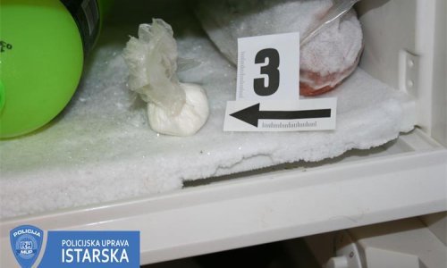 Muškarac u Rovinju podstanarstvo plaćao drogom, obojica su dobili prijave