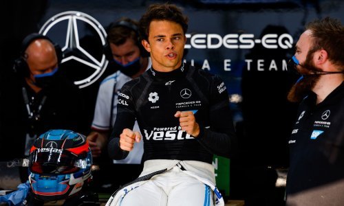 Kad će napokon dobiti priliku u F1, jer godine prolaze? Svi ga hvale, osvaja titule, a on iskreno priznaje: Polaskan sam, ali…