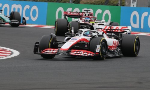 Poznat je datum konačne odluke o Schumacherovoj budućnosti, nije moglo ni bez pitanja o zadnjem skandalu te uoči početka sezone odbačenom vozaču