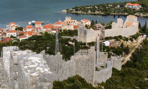U akciji čišćenja podmorja Malostonskog zaljeva sudjelovalo više od 50 ronioca
