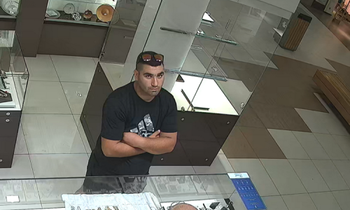 Uhićen razbojnik koji je 'pozirao' za kameru, policija zahvalila građanima