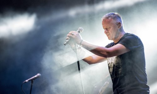 Najteži dani: Marko Perković Thompson uputio poziv na molitvu za bolesnog sina i 'sve koji slično trpe'