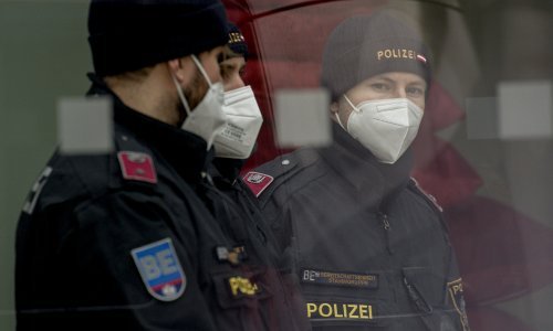 Potukla se dvojica Hrvata na radu u Austriji: Mlađi starijeg odalamio šakom, a onda je ovaj uzeo metalnu palicu