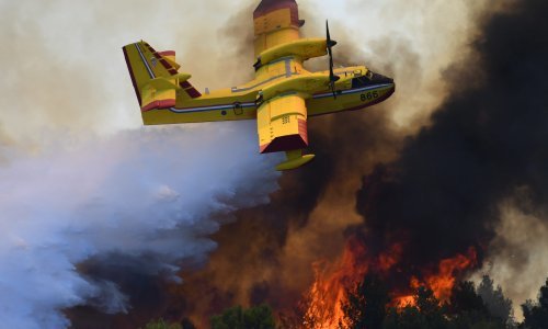 [FOTO] Kanaderi i ostale zračne snage MORH-a dosad su sudjelovale u gašenju 102 požara