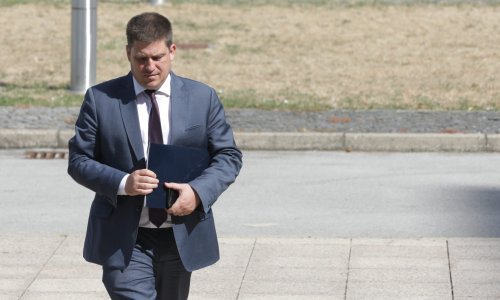 Butković: Došlo je do krivih interpretacija novog zakona, nema govora o tome da bi omogućio bilo kakvu zloporabu pomorskog dobra