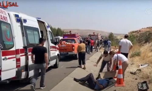 Strašna prometna nesreća u Turskoj, poginulo najmanje 16 ljudi: Među mrtvima vatrogasci, novinari, pripadnici hitne pomoći...