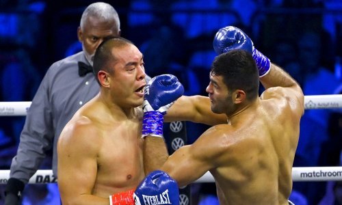 Filip Hrgović u zagrljaju prekrasne supruge kojoj je posvetio pobjedu, komentirao i napise Alena Babića: Sada je postao i branitelj?