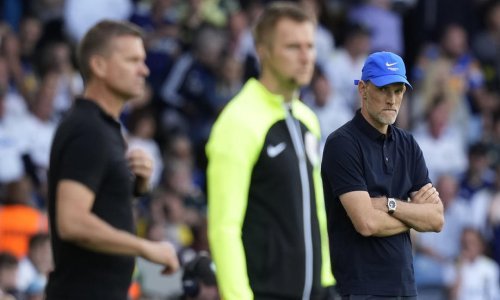 Leeds vratio Chelsea na tvorničke postavke, Brighton zakucao Čekićare za dno Premier lige