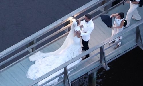 [FOTO] Stižu nove fotografije s bajkovitog vjenčanja Jennifer i Bena