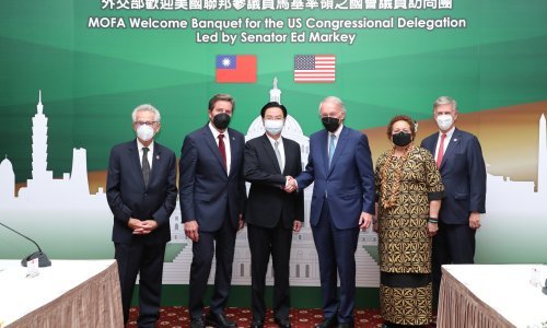 Unatoč prijetnjama Kine više američkih kongresmena sprema se posjetiti Tajvan