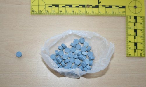 Talijan u Vodicama pobjegao iz hotela bez plaćanja, a umjesto novca, ostavio je 172 tablete ekstazija