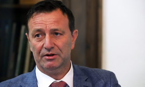 Bosilj: Čehokov prijedlog o besplatnim školskim obrocima politička je kleptomanija