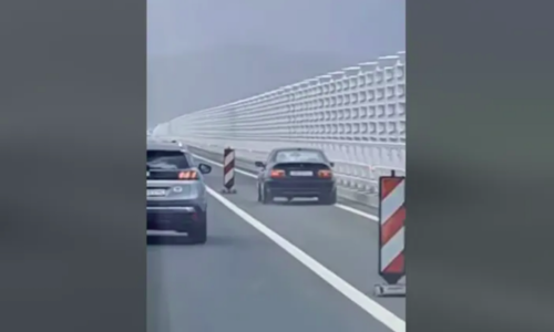 [VIDEO] Suluda vožnja Pelješkim mostom; BMW-om pretjecao kolonu po zaustavnom traku