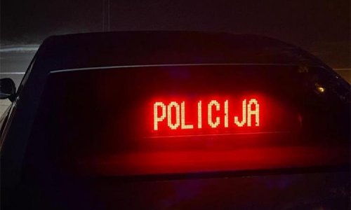 Policija je pozvana zbog obiteljskog nasilja kod Zadra, kad su stigli, policajca je muškarac ozlijedio turpijom