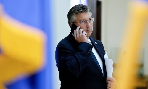 [FOTO] Plenković: Hrvatskim pilotima se neće dogoditi ništa, ni danas, ni sutra, ni za 10 godina. Od heroja neće postati optuženici